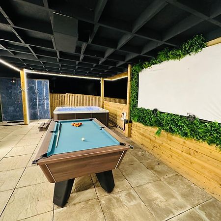 Nether Newton - Sleeps 12, Hottub, Sauna, Private Garden Newmilns Luaran gambar