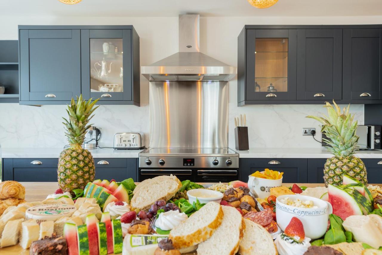 Nether Newton - Sleeps 12, Hottub, Sauna, Private Garden Newmilns Luaran gambar