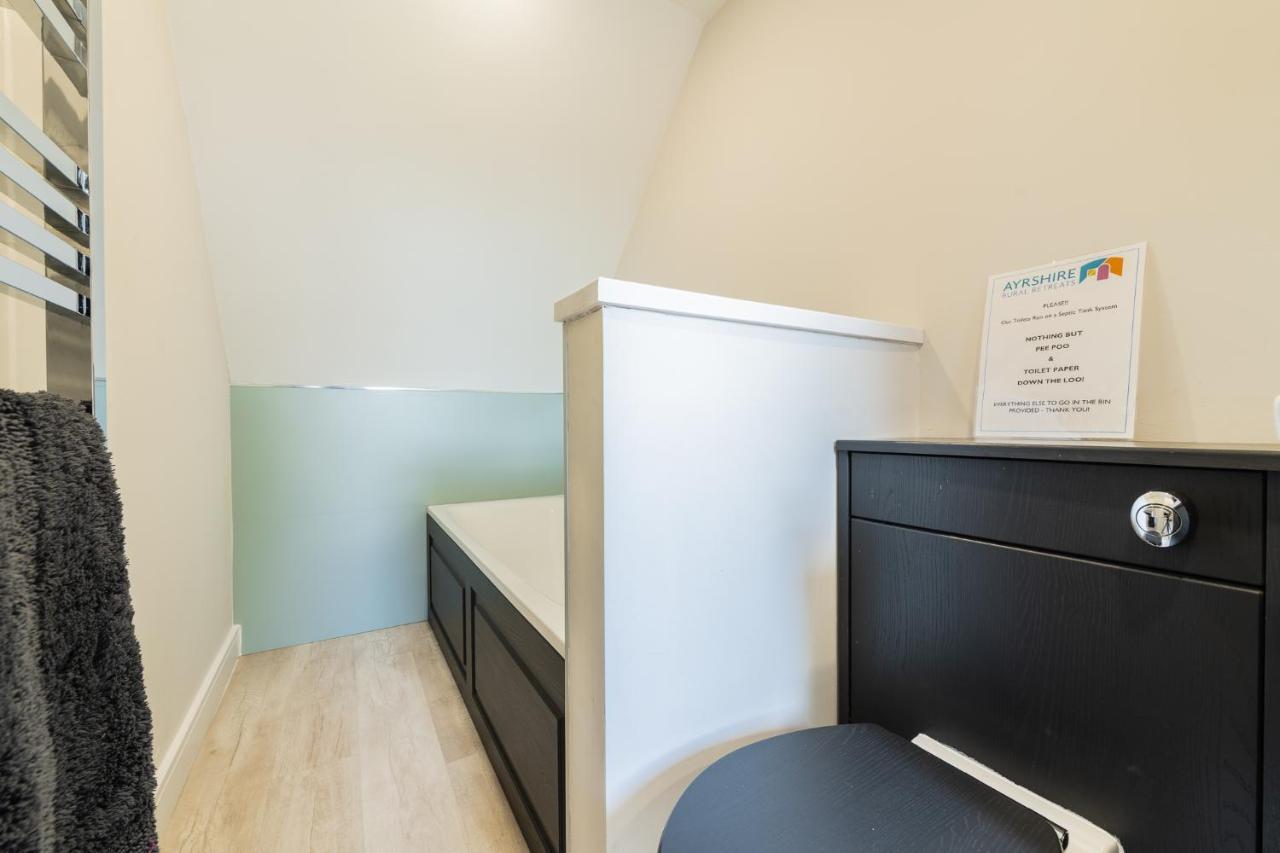 Nether Newton - Sleeps 12, Hottub, Sauna, Private Garden Newmilns Luaran gambar