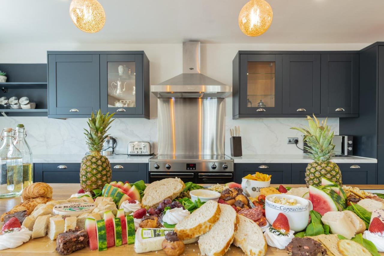 Nether Newton - Sleeps 12, Hottub, Sauna, Private Garden Newmilns Luaran gambar