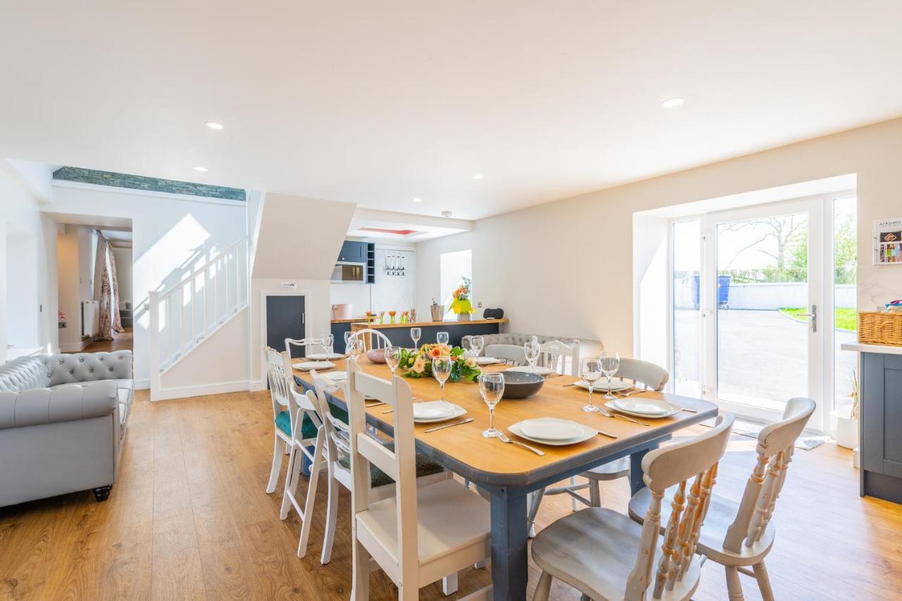 Nether Newton - Sleeps 12, Hottub, Sauna, Private Garden Newmilns Luaran gambar