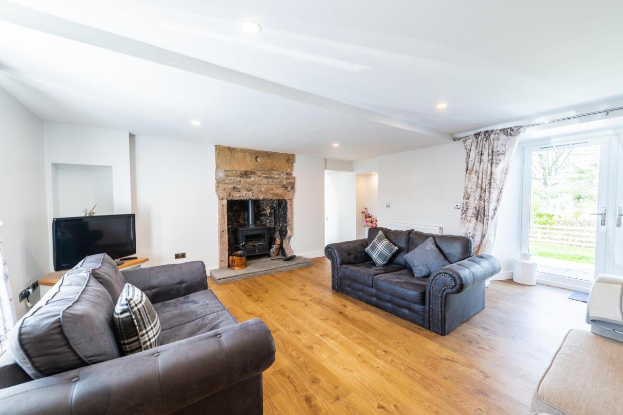 Nether Newton - Sleeps 12, Hottub, Sauna, Private Garden Newmilns Luaran gambar