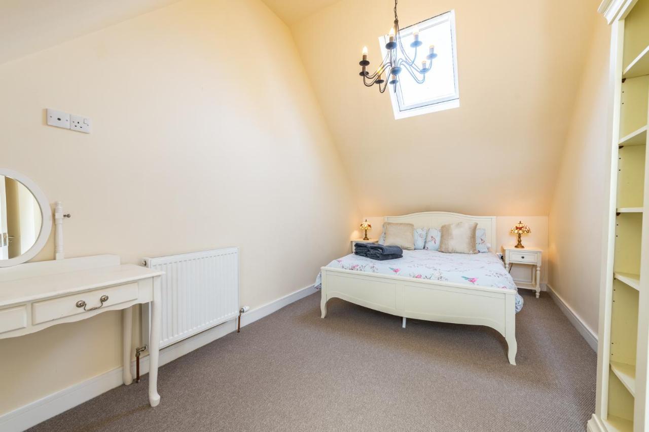 Nether Newton - Sleeps 12, Hottub, Sauna, Private Garden Newmilns Luaran gambar
